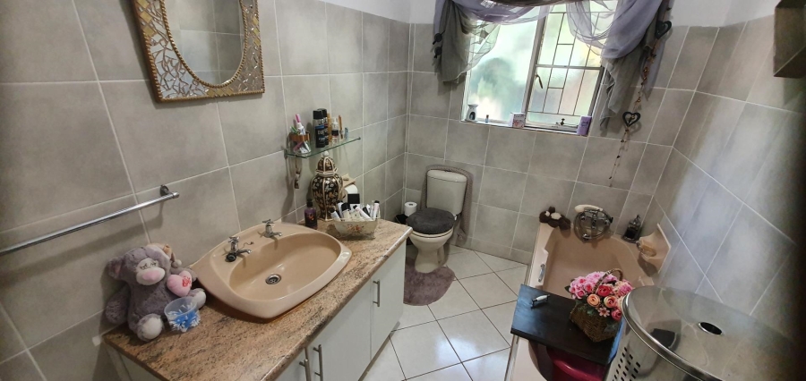 3 Bedroom Property for Sale in Mookgopong Limpopo