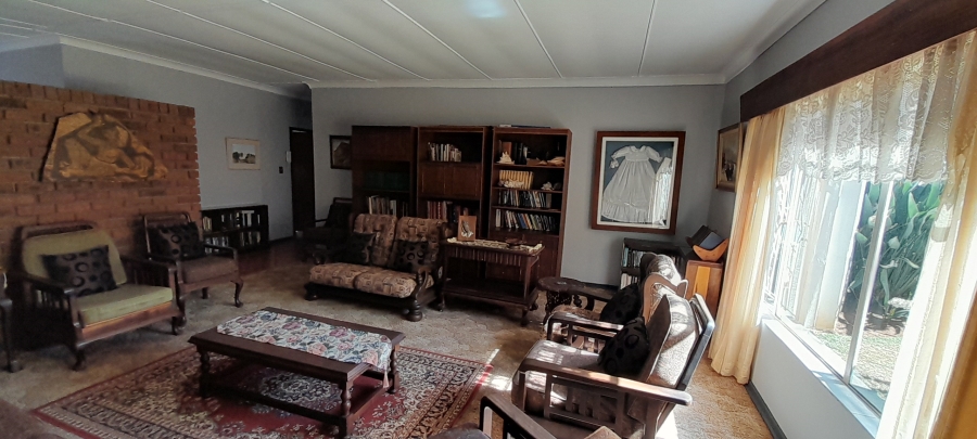 5 Bedroom Property for Sale in Impala Park Limpopo