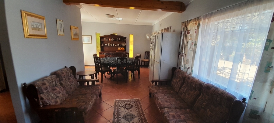 5 Bedroom Property for Sale in Impala Park Limpopo