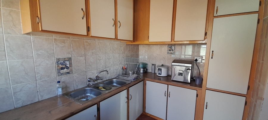 5 Bedroom Property for Sale in Impala Park Limpopo