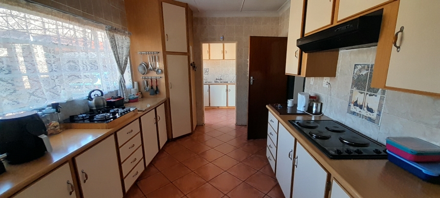 5 Bedroom Property for Sale in Impala Park Limpopo