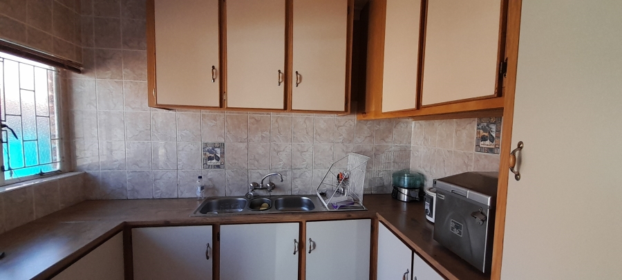 5 Bedroom Property for Sale in Impala Park Limpopo