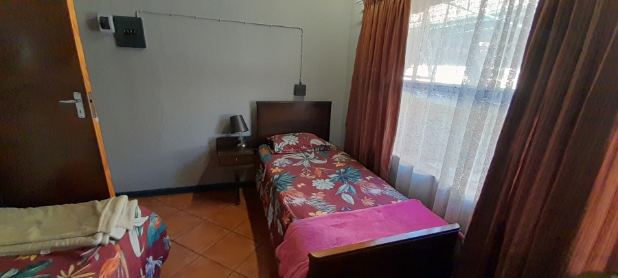 5 Bedroom Property for Sale in Impala Park Limpopo
