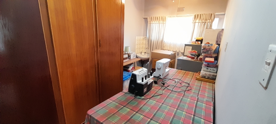5 Bedroom Property for Sale in Impala Park Limpopo