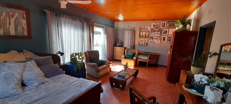 5 Bedroom Property for Sale in Impala Park Limpopo