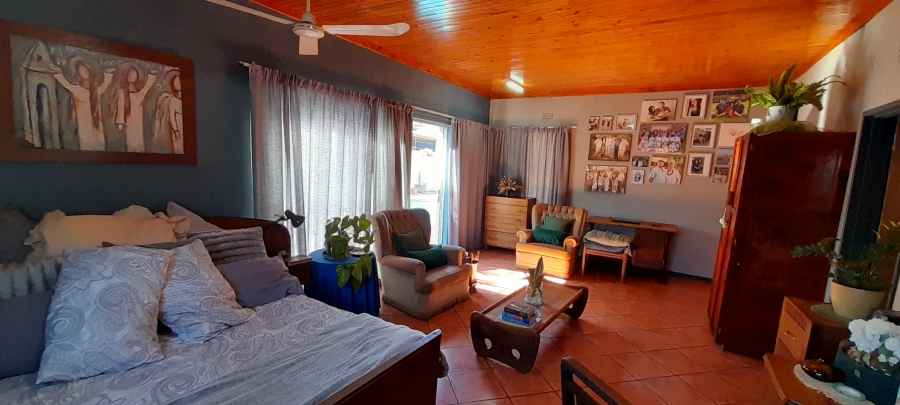 5 Bedroom Property for Sale in Impala Park Limpopo
