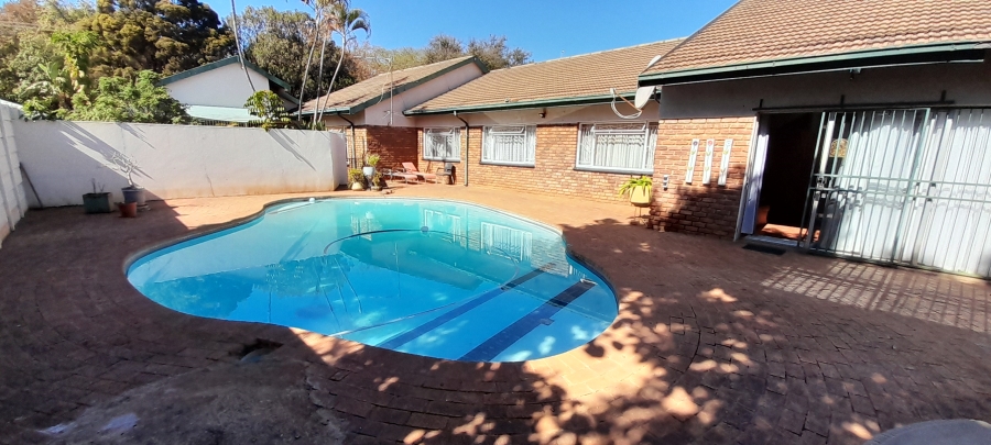 5 Bedroom Property for Sale in Impala Park Limpopo