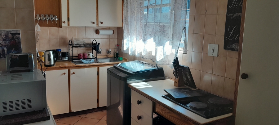 5 Bedroom Property for Sale in Impala Park Limpopo