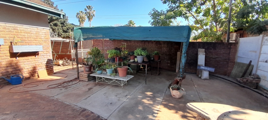 5 Bedroom Property for Sale in Impala Park Limpopo