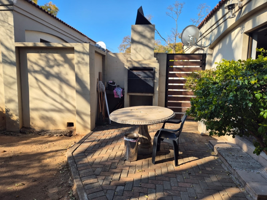 2 Bedroom Property for Sale in Polokwane Central Limpopo