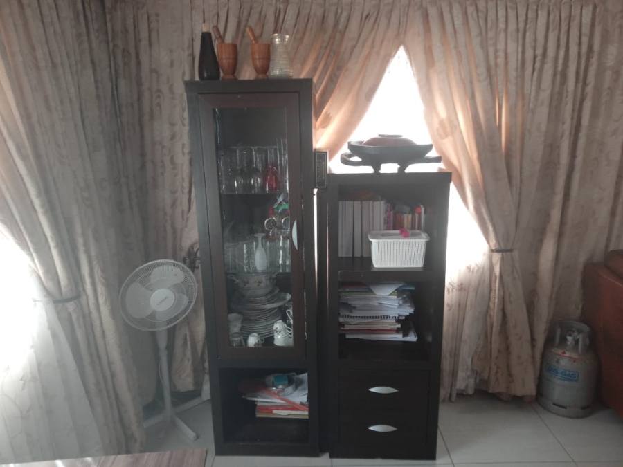 3 Bedroom Property for Sale in Madiba Park Limpopo