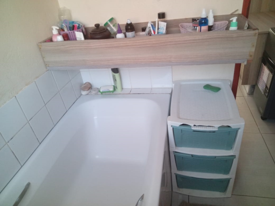 3 Bedroom Property for Sale in Madiba Park Limpopo