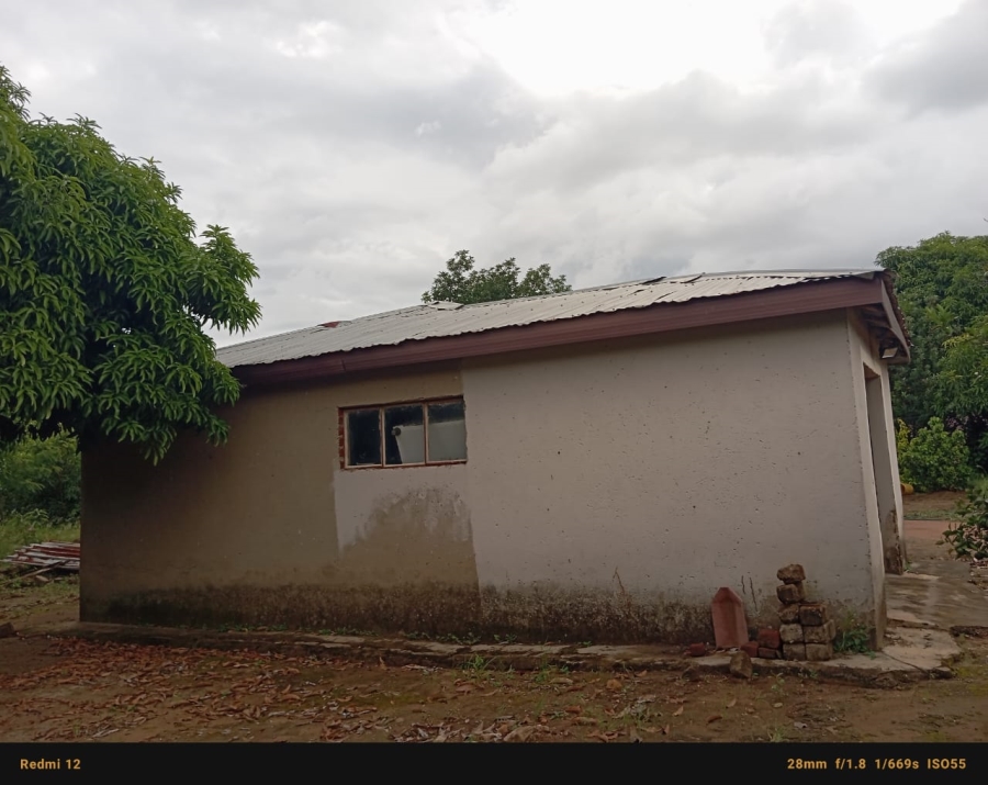3 Bedroom Property for Sale in Dzwerani Limpopo
