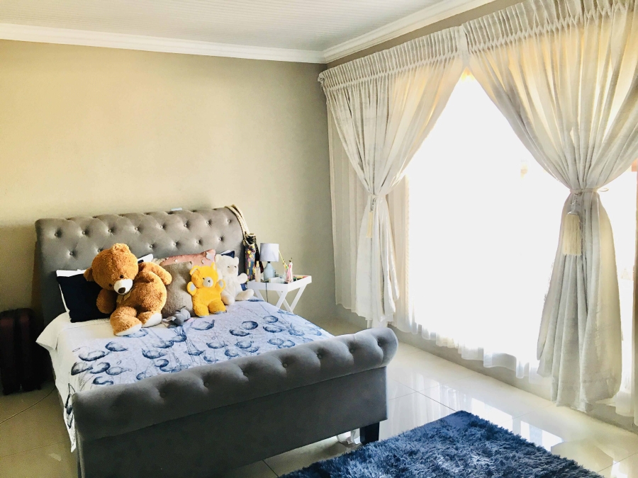 4 Bedroom Property for Sale in Woodhill Estate Limpopo