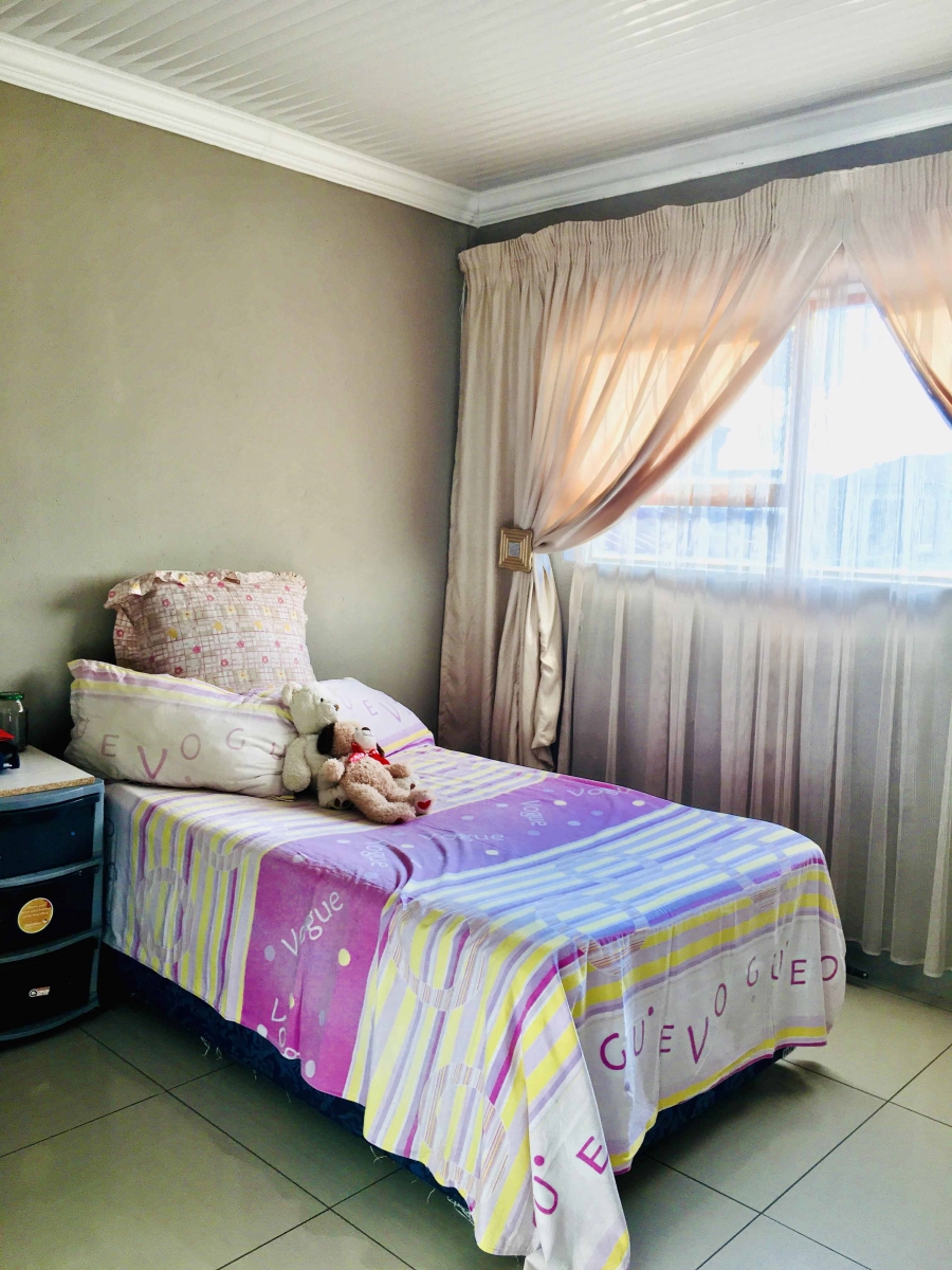4 Bedroom Property for Sale in Woodhill Estate Limpopo