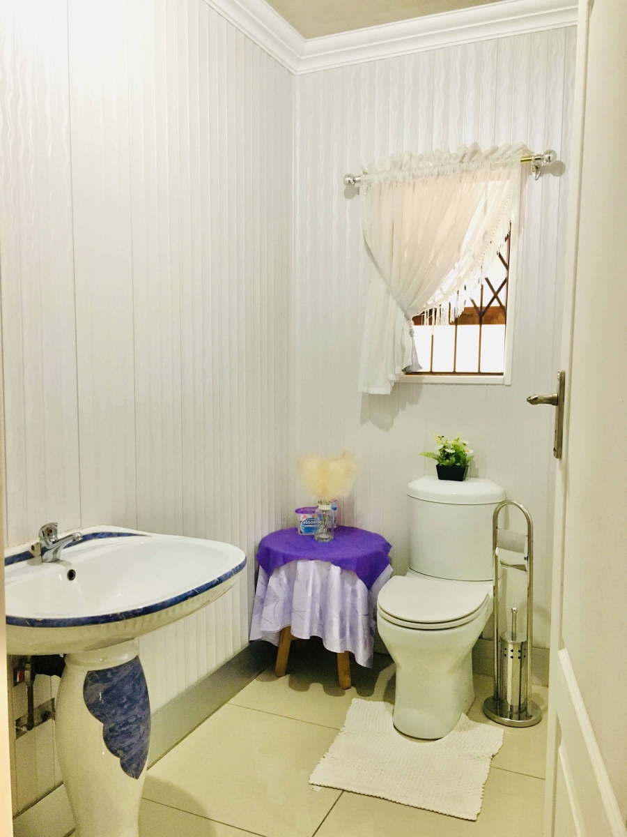 4 Bedroom Property for Sale in Woodhill Estate Limpopo