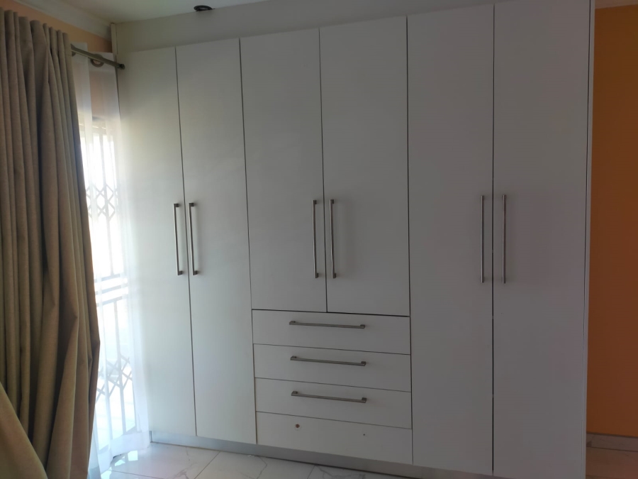 4 Bedroom Property for Sale in Mavhunda A Limpopo