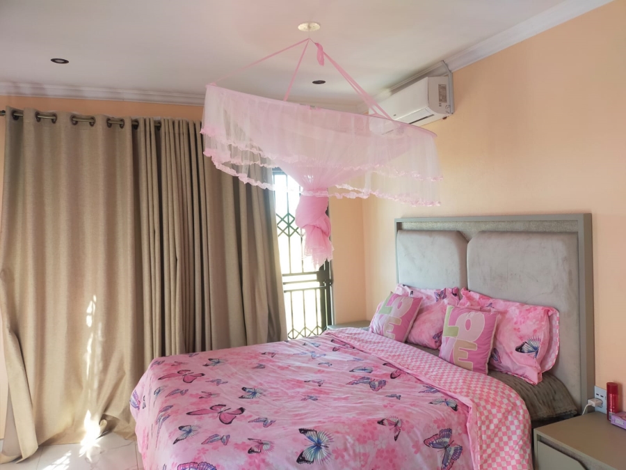 4 Bedroom Property for Sale in Mavhunda A Limpopo