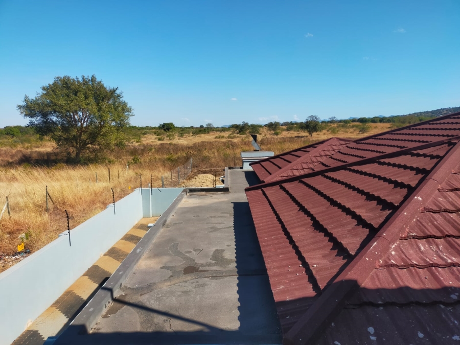 4 Bedroom Property for Sale in Mavhunda A Limpopo
