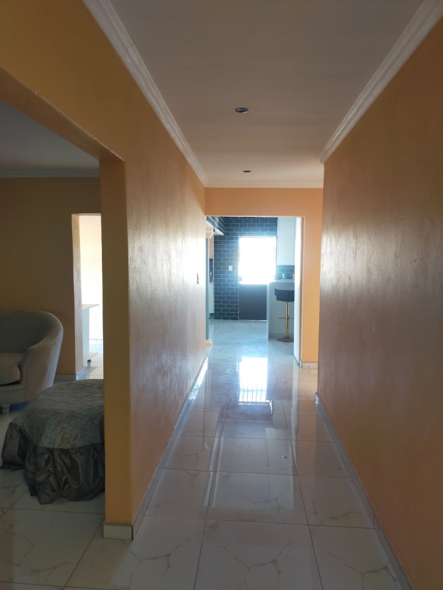 4 Bedroom Property for Sale in Mavhunda A Limpopo