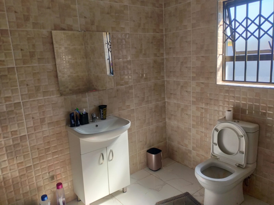 4 Bedroom Property for Sale in Mavhunda A Limpopo
