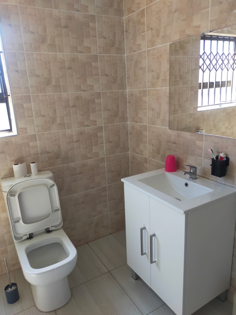 4 Bedroom Property for Sale in Mavhunda A Limpopo