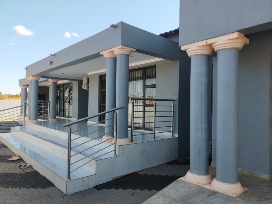 4 Bedroom Property for Sale in Mavhunda A Limpopo