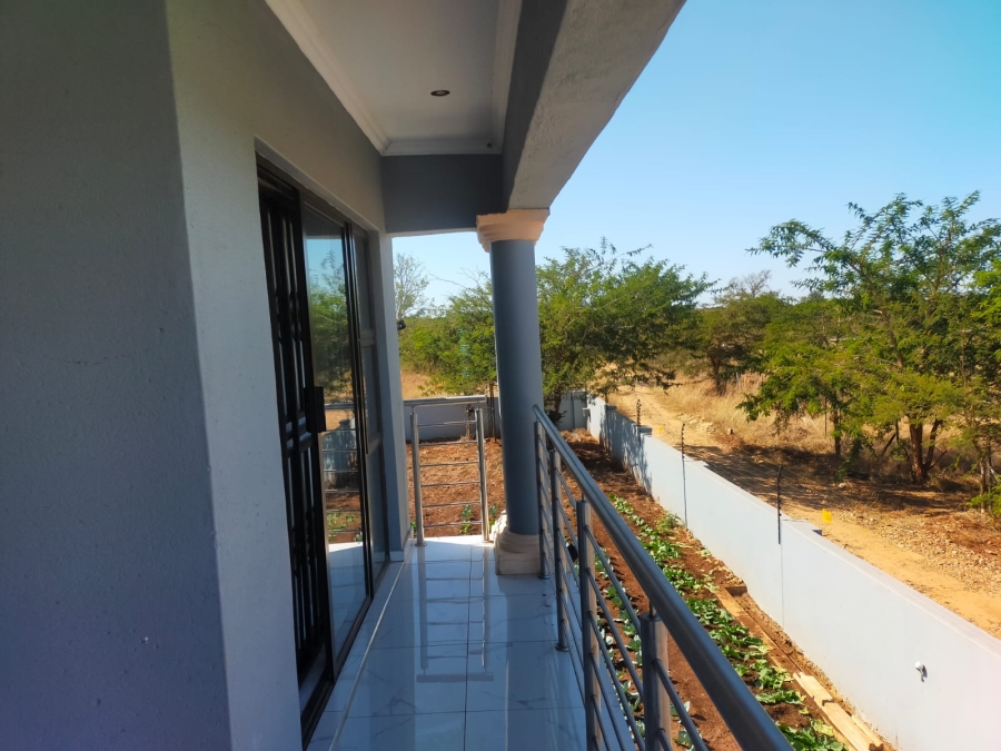4 Bedroom Property for Sale in Mavhunda A Limpopo