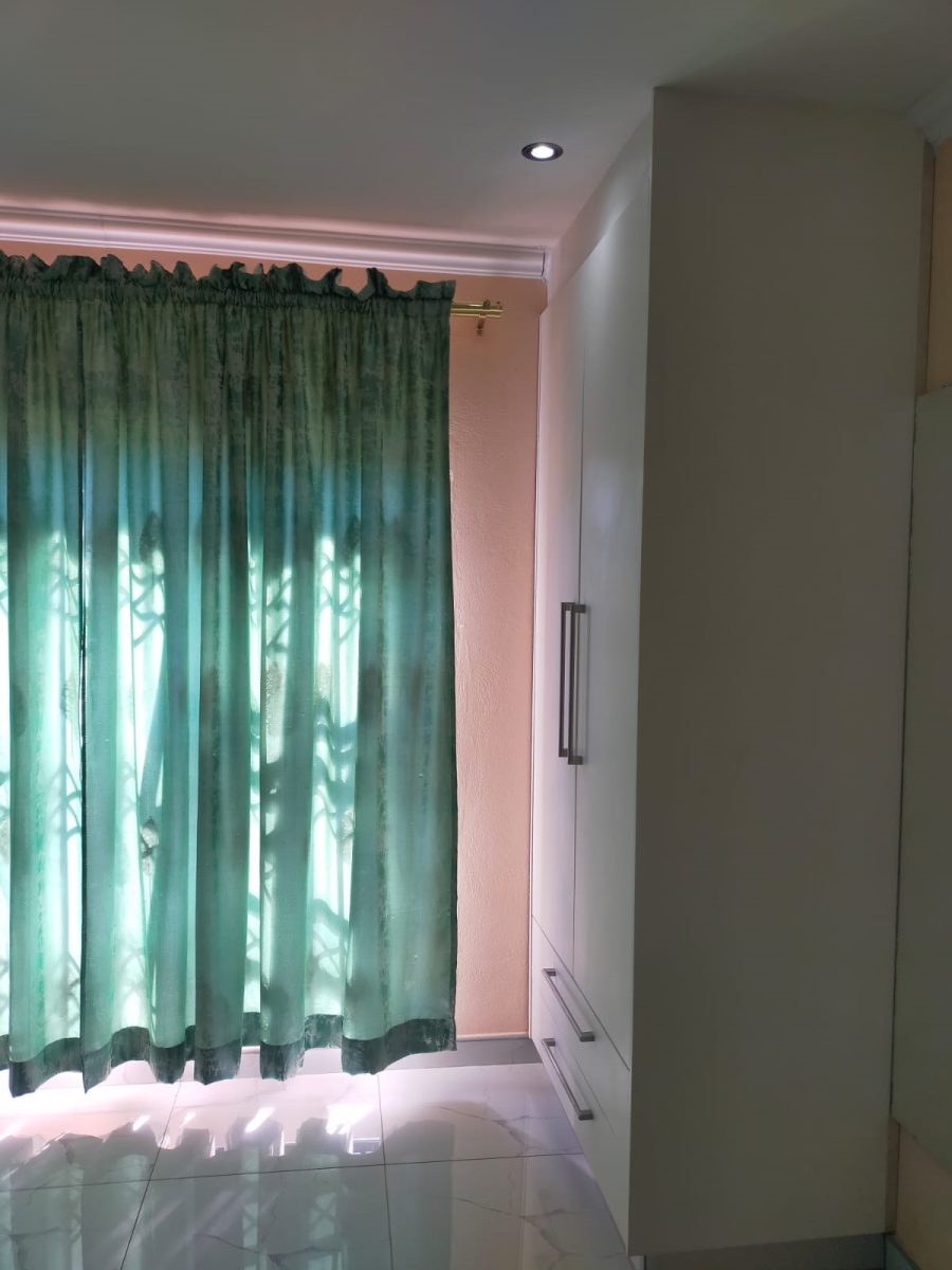 4 Bedroom Property for Sale in Mavhunda A Limpopo