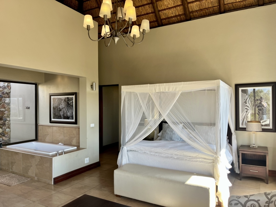 5 Bedroom Property for Sale in Zebula Golf Estate Limpopo