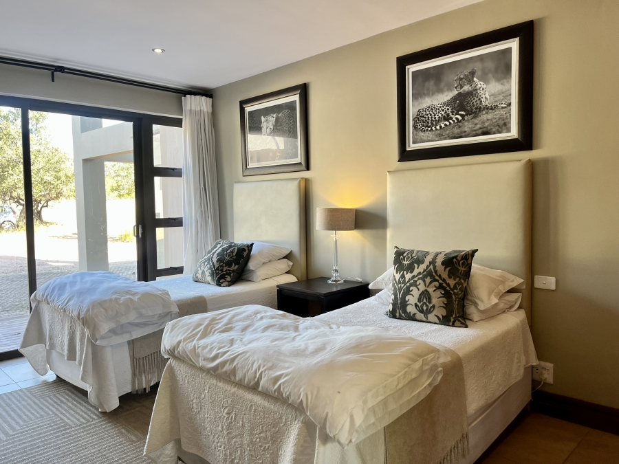 5 Bedroom Property for Sale in Zebula Golf Estate Limpopo