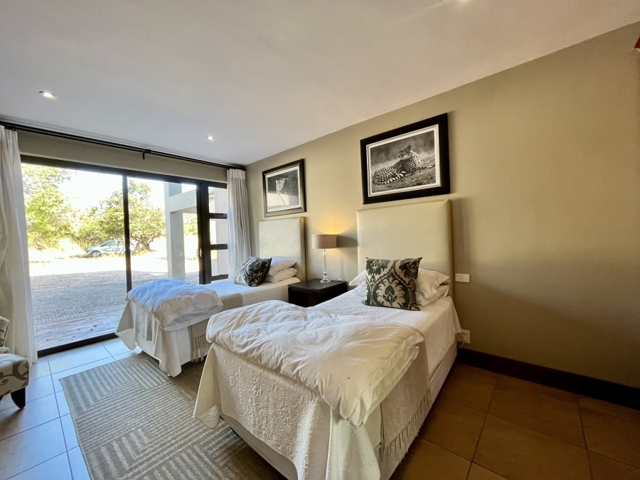 5 Bedroom Property for Sale in Zebula Golf Estate Limpopo