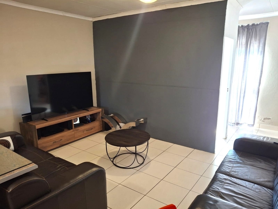 1 Bedroom Property for Sale in Penina Park Limpopo