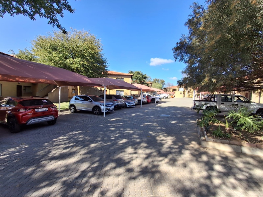 1 Bedroom Property for Sale in Penina Park Limpopo
