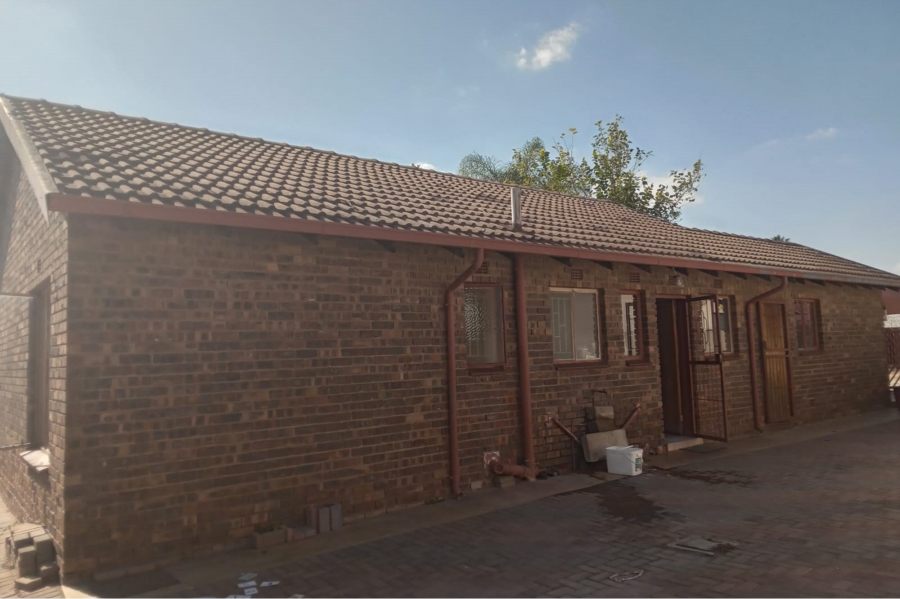 To Let 3 Bedroom Property for Rent in Seshego D Limpopo