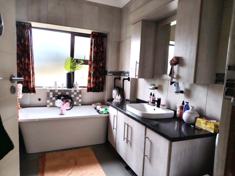3 Bedroom Property for Sale in Mookgopong Rural Limpopo