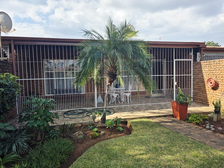 2 Bedroom Property for Sale in Mookgopong Limpopo