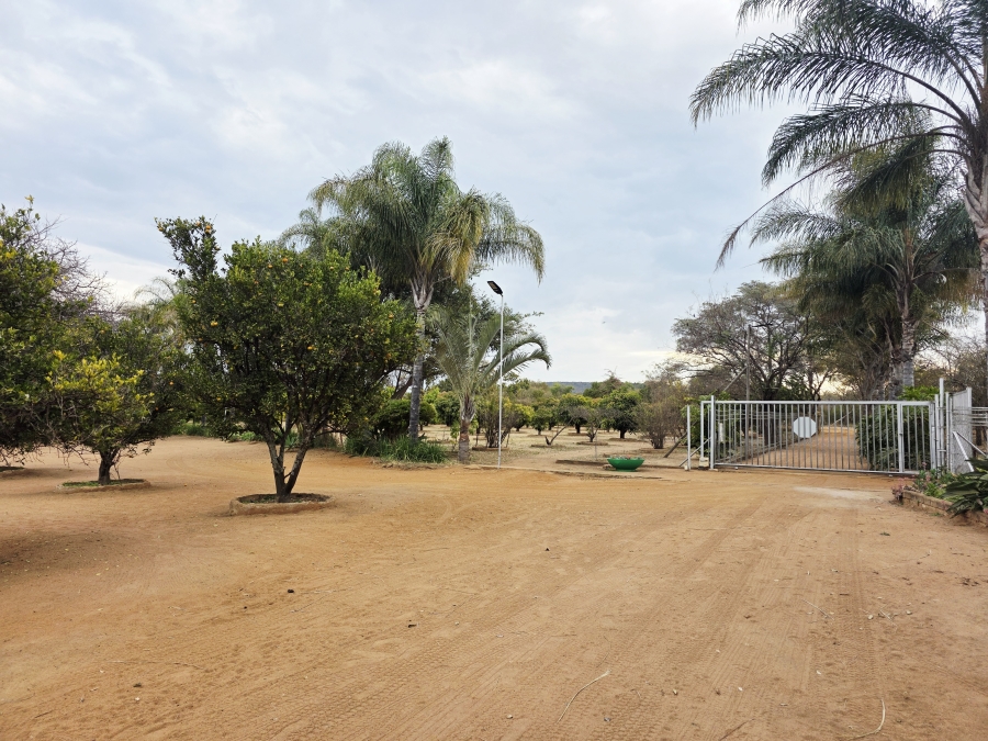 9 Bedroom Property for Sale in Mookgopong Limpopo