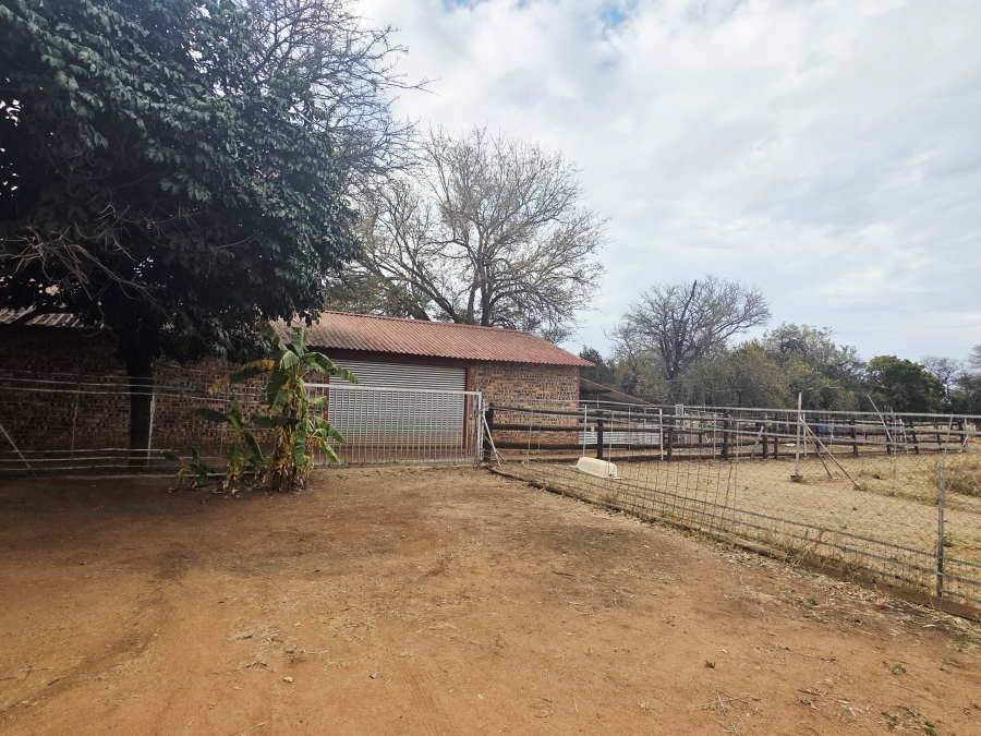 9 Bedroom Property for Sale in Mookgopong Limpopo