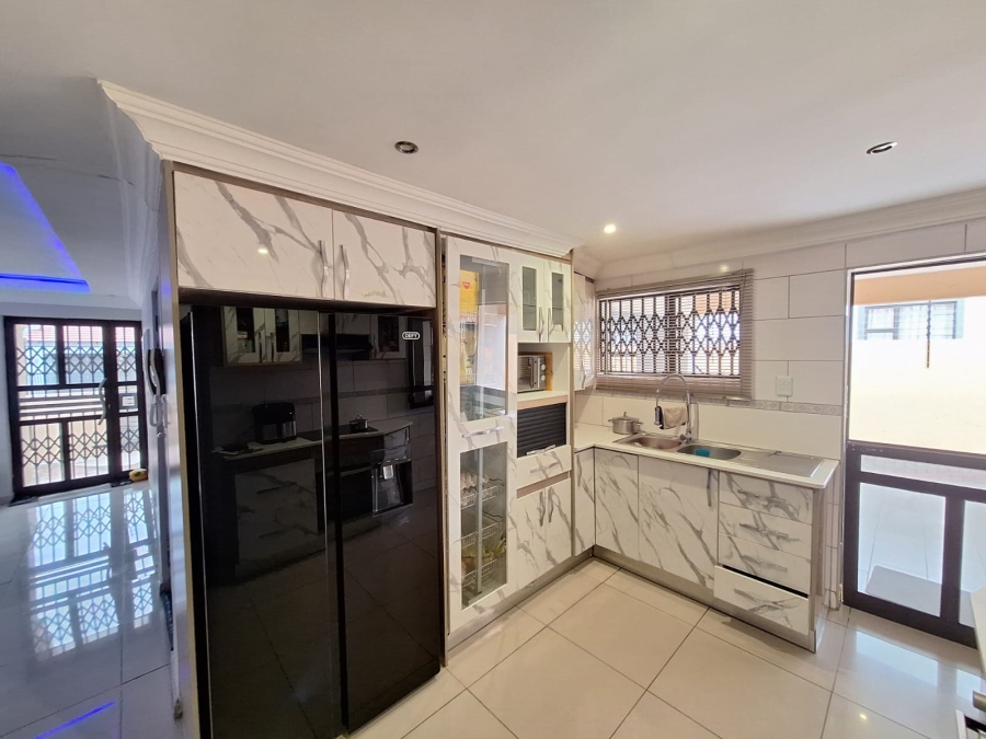 3 Bedroom Property for Sale in Mahlasedi Park Limpopo