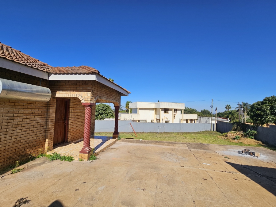 5 Bedroom Property for Sale in Louis Trichardt Limpopo