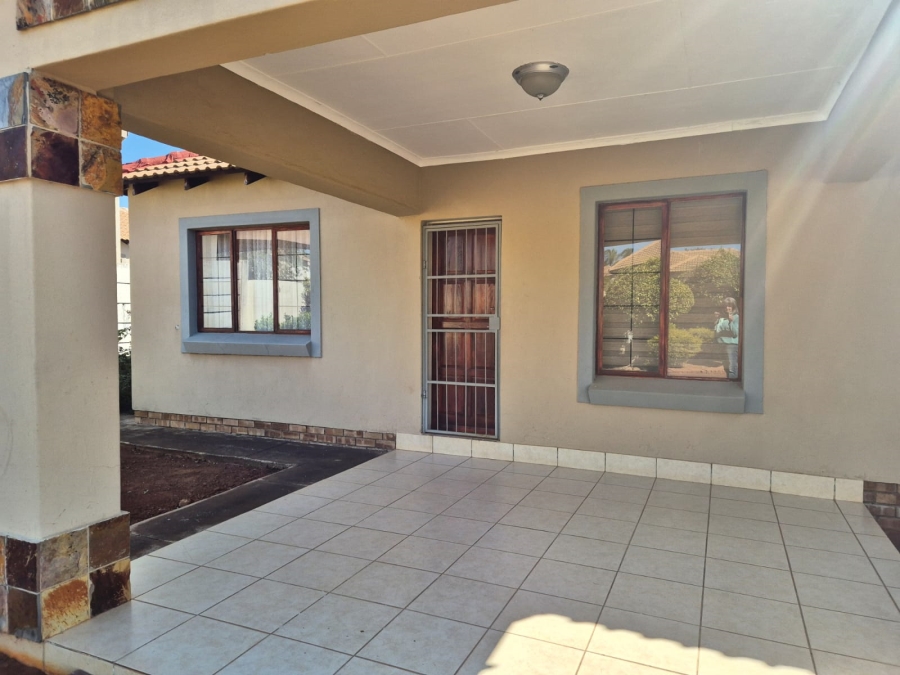 3 Bedroom Property for Sale in Bendor Limpopo