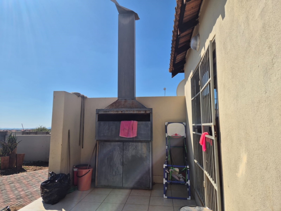 3 Bedroom Property for Sale in Bendor Limpopo