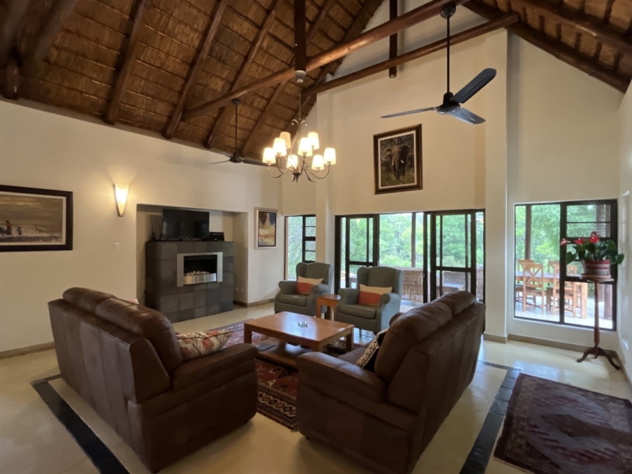 4 Bedroom Property for Sale in Khaya Ndlovu Game Reserve Limpopo