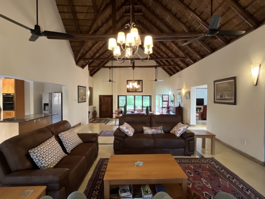 4 Bedroom Property for Sale in Khaya Ndlovu Game Reserve Limpopo