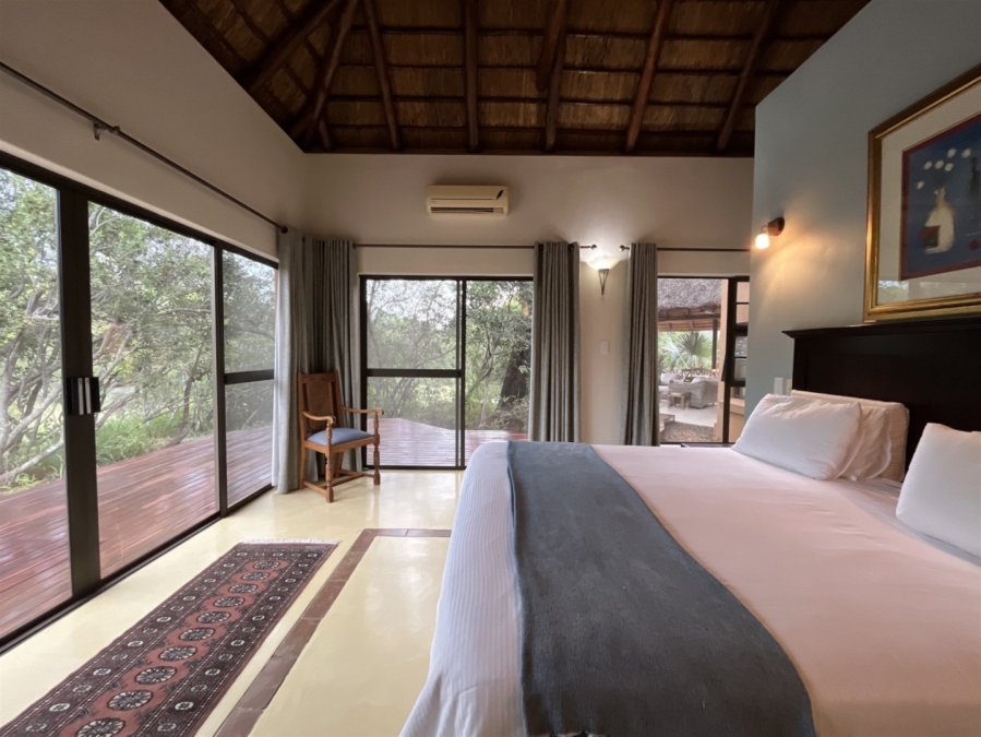 4 Bedroom Property for Sale in Khaya Ndlovu Game Reserve Limpopo