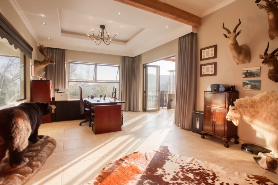6 Bedroom Property for Sale in Louis Trichardt Limpopo