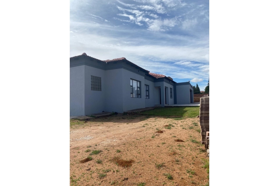 3 Bedroom Property for Sale in Flora Park Limpopo