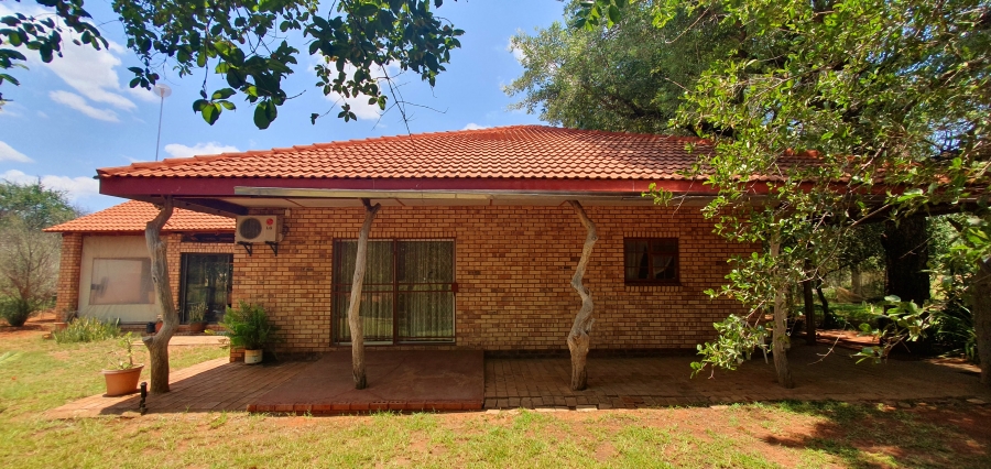 2 Bedroom Property for Sale in Tolwe Limpopo
