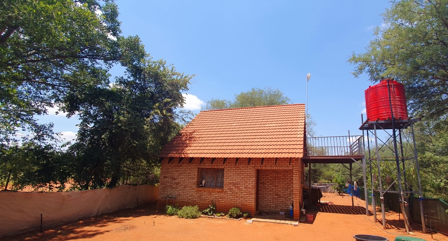 2 Bedroom Property for Sale in Tolwe Limpopo
